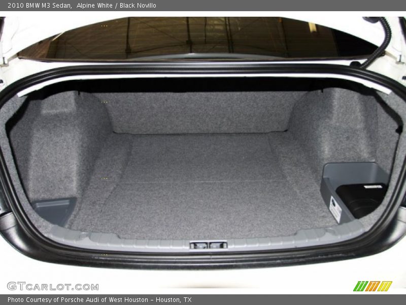 Alpine White / Black Novillo 2010 BMW M3 Sedan