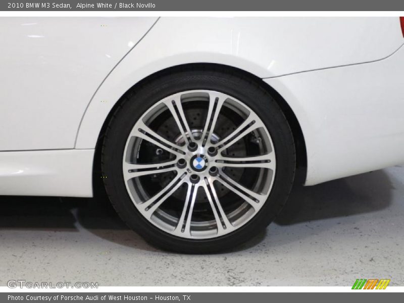 Alpine White / Black Novillo 2010 BMW M3 Sedan