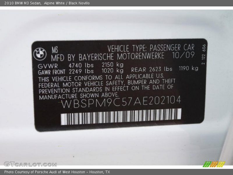 Alpine White / Black Novillo 2010 BMW M3 Sedan