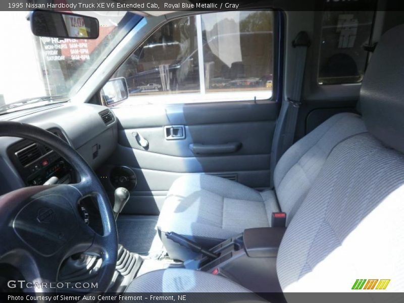 Royal Blue Metallic / Gray 1995 Nissan Hardbody Truck XE V6 Extended Cab