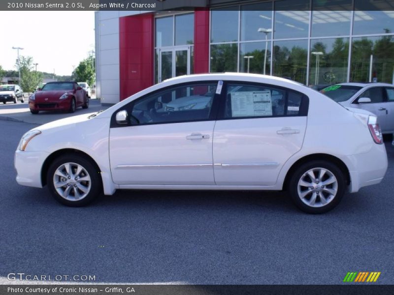 Aspen White / Charcoal 2010 Nissan Sentra 2.0 SL
