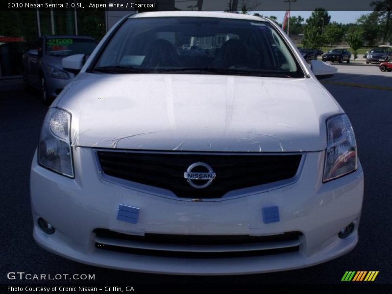 Aspen White / Charcoal 2010 Nissan Sentra 2.0 SL