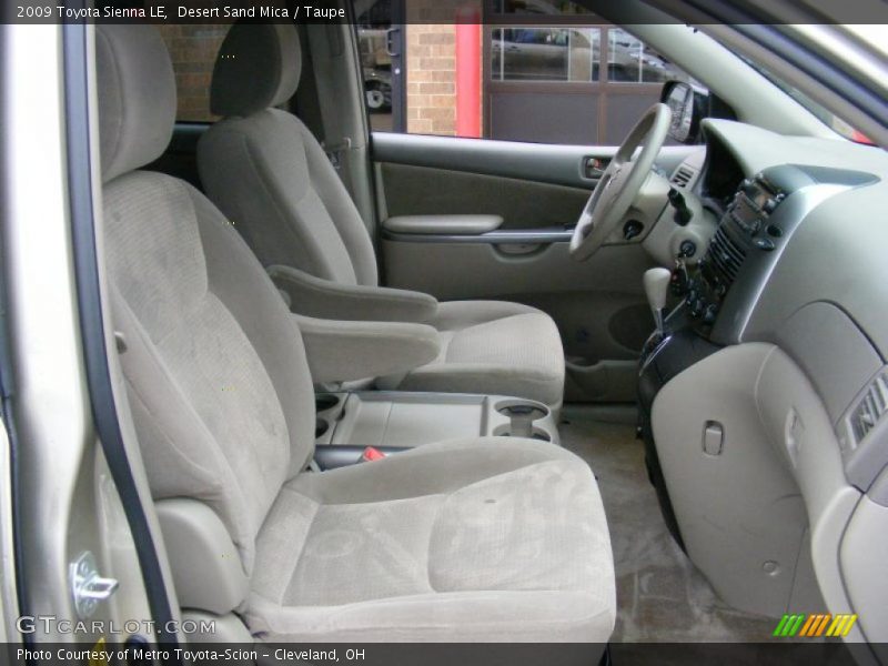 Desert Sand Mica / Taupe 2009 Toyota Sienna LE