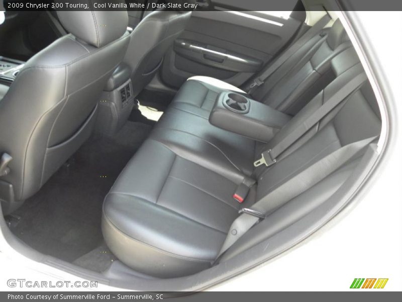 Cool Vanilla White / Dark Slate Gray 2009 Chrysler 300 Touring