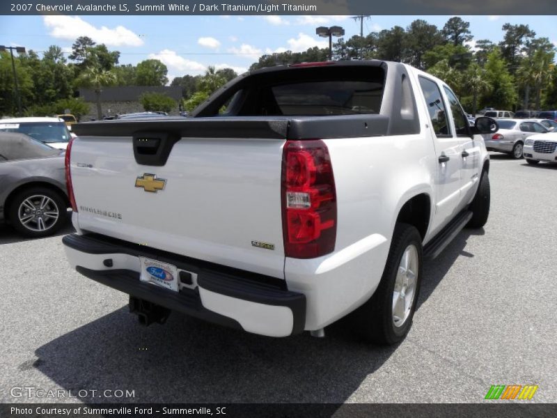 Summit White / Dark Titanium/Light Titanium 2007 Chevrolet Avalanche LS