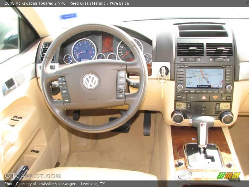 Reed Green Metallic / Pure Beige 2008 Volkswagen Touareg 2 VR6