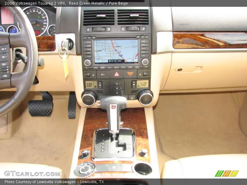 Reed Green Metallic / Pure Beige 2008 Volkswagen Touareg 2 VR6