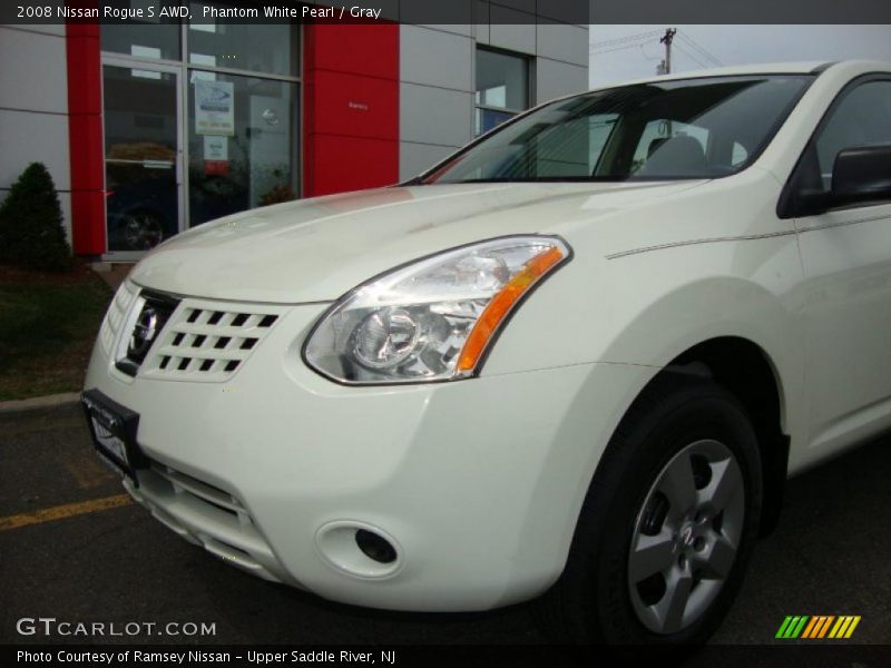 Phantom White Pearl / Gray 2008 Nissan Rogue S AWD