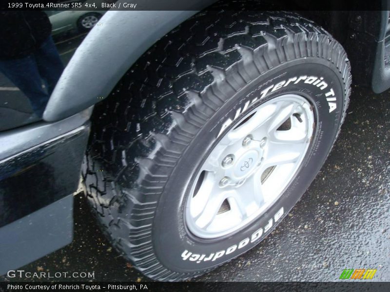 Black / Gray 1999 Toyota 4Runner SR5 4x4