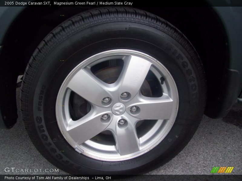 Magnesium Green Pearl / Medium Slate Gray 2005 Dodge Caravan SXT