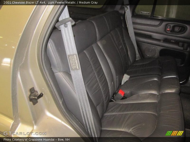 Light Pewter Metallic / Medium Gray 2001 Chevrolet Blazer LT 4x4