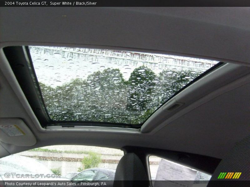 Super White / Black/Silver 2004 Toyota Celica GT
