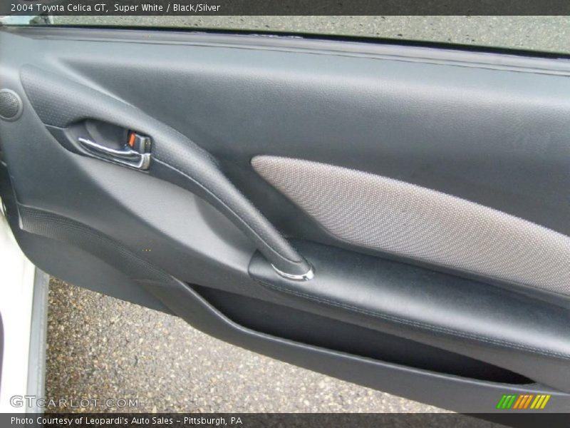 Super White / Black/Silver 2004 Toyota Celica GT
