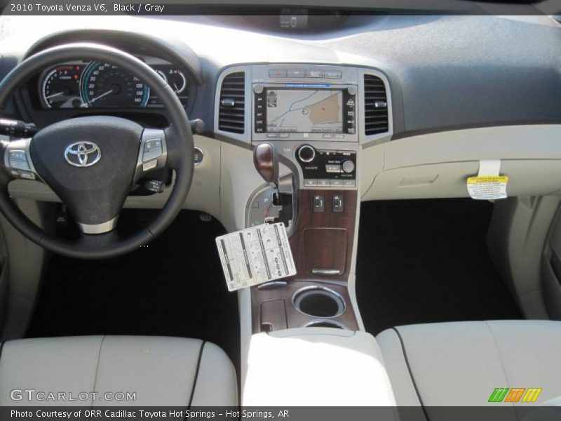 Black / Gray 2010 Toyota Venza V6