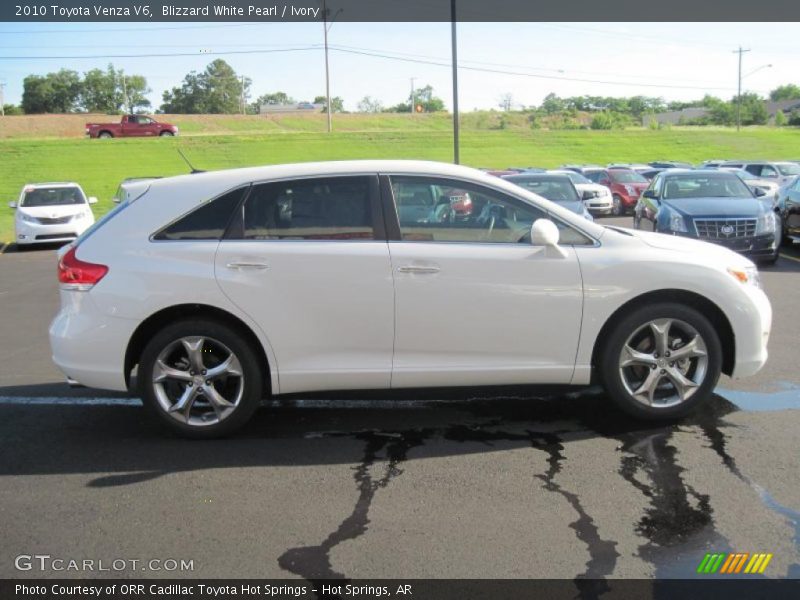 Blizzard White Pearl / Ivory 2010 Toyota Venza V6