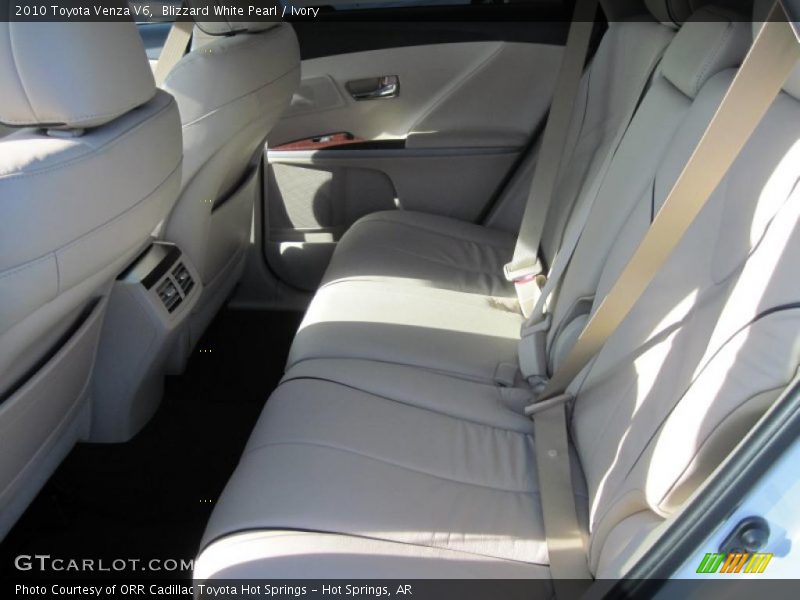 Blizzard White Pearl / Ivory 2010 Toyota Venza V6
