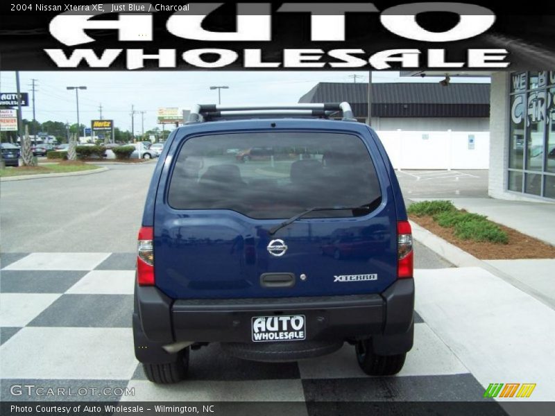 Just Blue / Charcoal 2004 Nissan Xterra XE