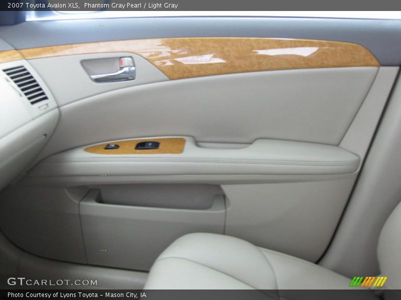 Phantom Gray Pearl / Light Gray 2007 Toyota Avalon XLS