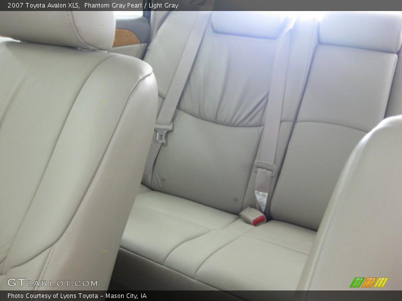 Phantom Gray Pearl / Light Gray 2007 Toyota Avalon XLS