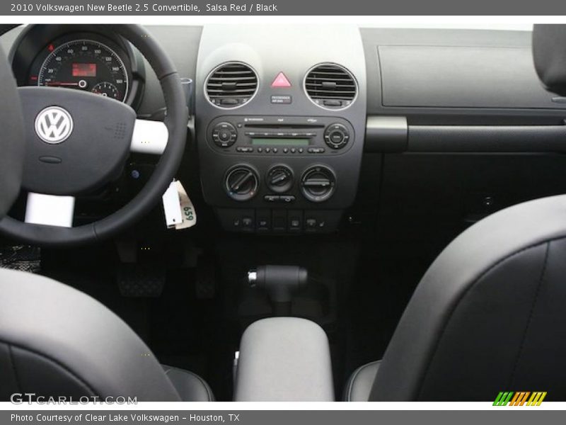 Salsa Red / Black 2010 Volkswagen New Beetle 2.5 Convertible