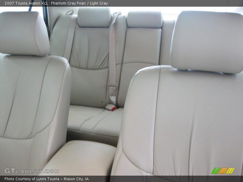 Phantom Gray Pearl / Light Gray 2007 Toyota Avalon XLS