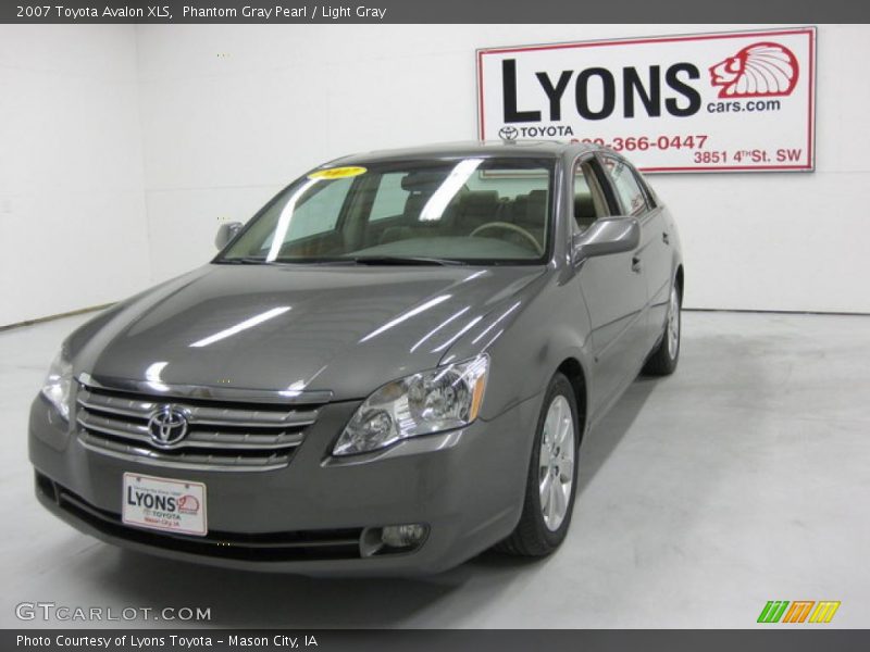 Phantom Gray Pearl / Light Gray 2007 Toyota Avalon XLS