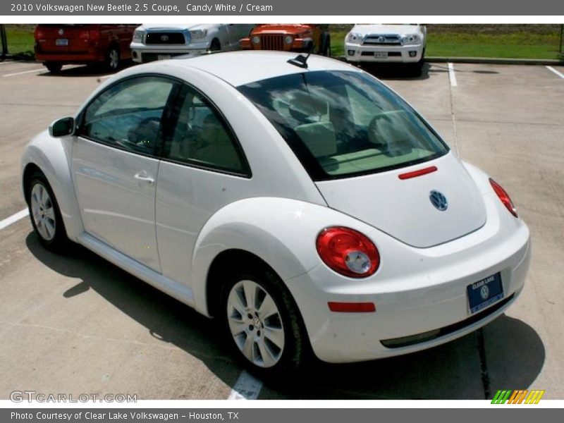 Candy White / Cream 2010 Volkswagen New Beetle 2.5 Coupe