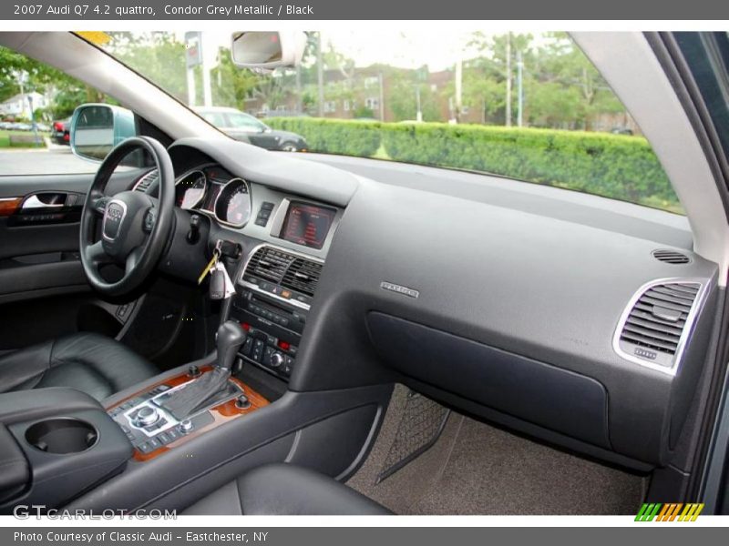 Condor Grey Metallic / Black 2007 Audi Q7 4.2 quattro