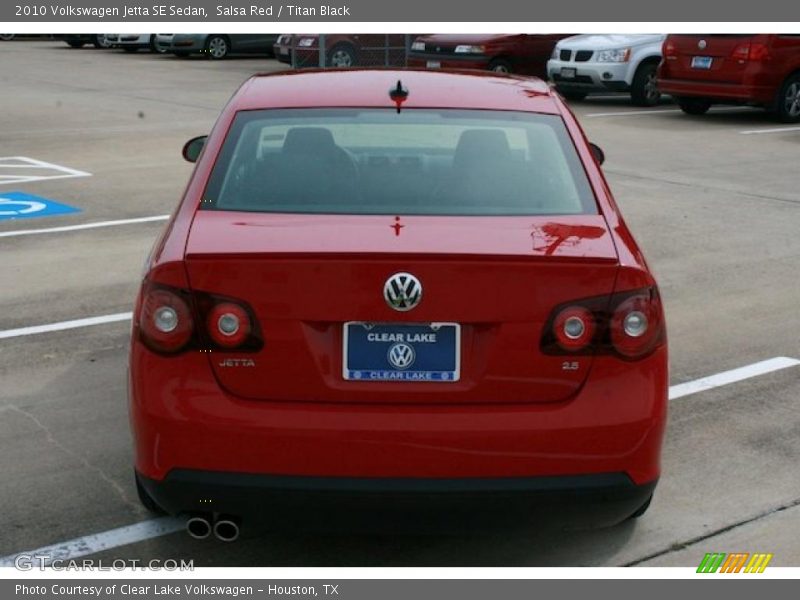 Salsa Red / Titan Black 2010 Volkswagen Jetta SE Sedan