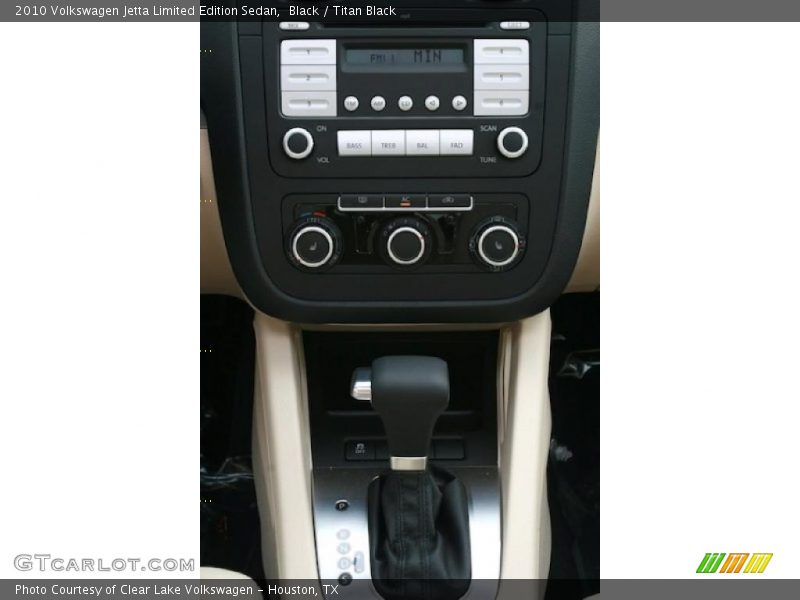 Black / Titan Black 2010 Volkswagen Jetta Limited Edition Sedan