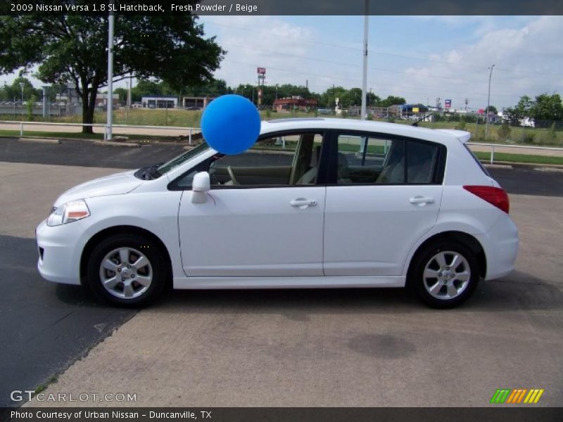 Fresh Powder / Beige 2009 Nissan Versa 1.8 SL Hatchback