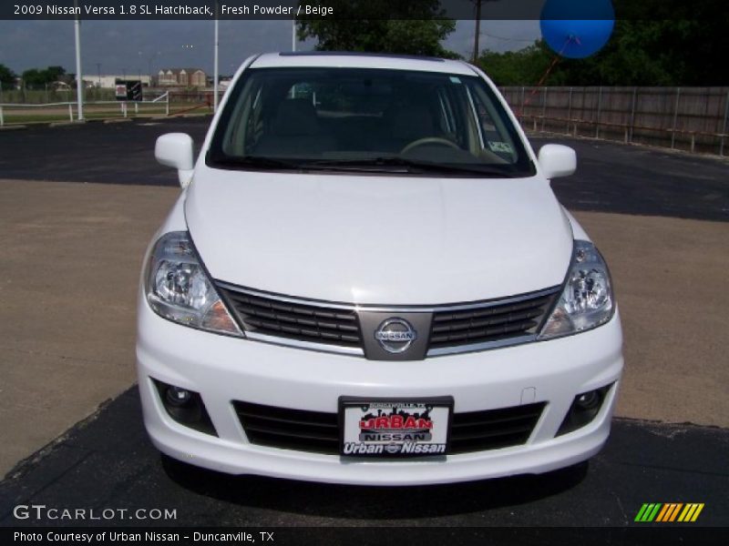 Fresh Powder / Beige 2009 Nissan Versa 1.8 SL Hatchback