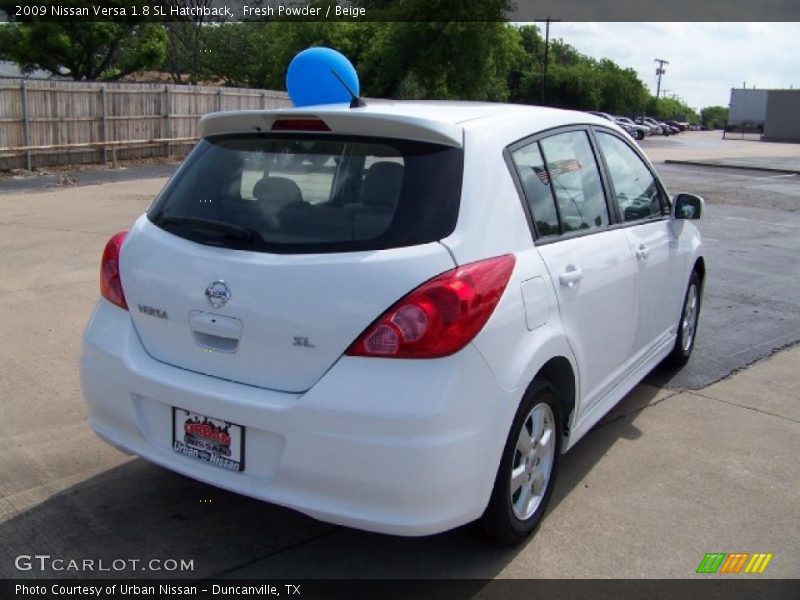 Fresh Powder / Beige 2009 Nissan Versa 1.8 SL Hatchback