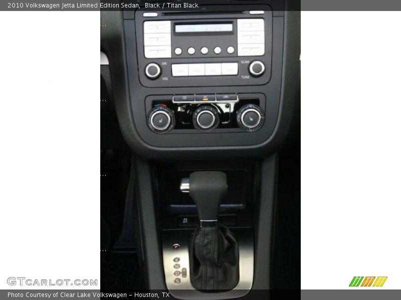 Black / Titan Black 2010 Volkswagen Jetta Limited Edition Sedan