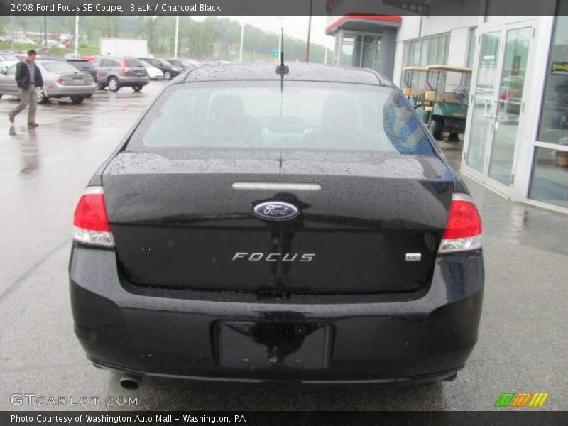 Black / Charcoal Black 2008 Ford Focus SE Coupe