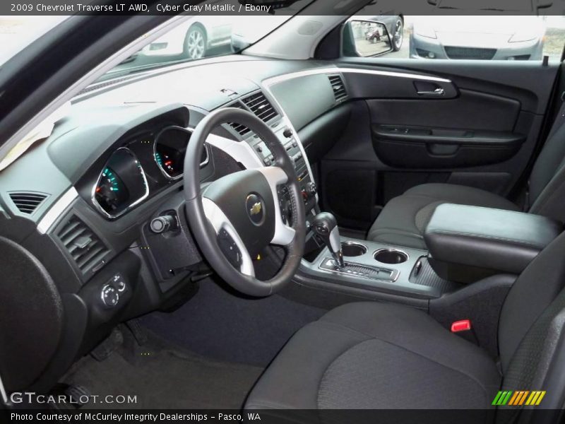 Cyber Gray Metallic / Ebony 2009 Chevrolet Traverse LT AWD