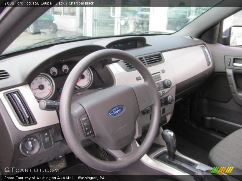 Black / Charcoal Black 2008 Ford Focus SE Coupe