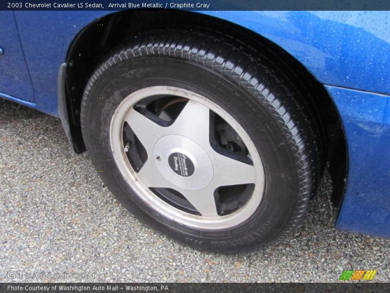 Arrival Blue Metallic / Graphite Gray 2003 Chevrolet Cavalier LS Sedan