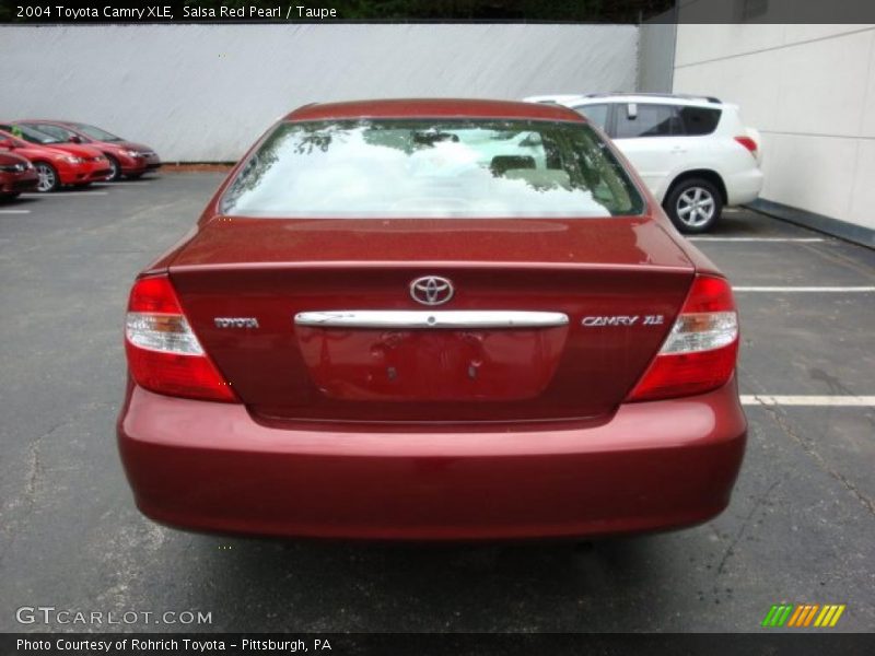Salsa Red Pearl / Taupe 2004 Toyota Camry XLE