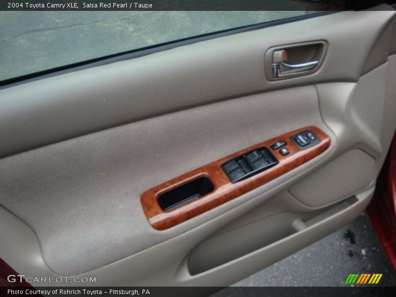 Salsa Red Pearl / Taupe 2004 Toyota Camry XLE