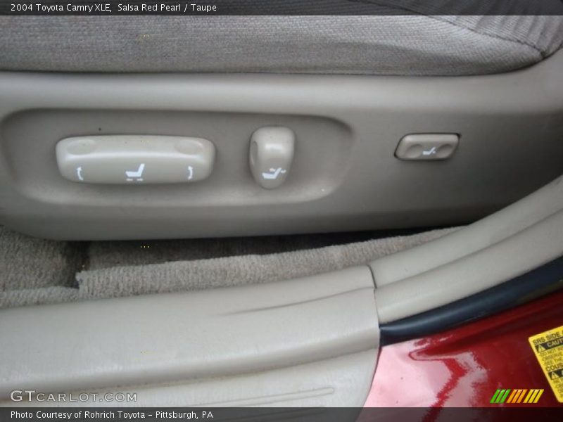 Salsa Red Pearl / Taupe 2004 Toyota Camry XLE