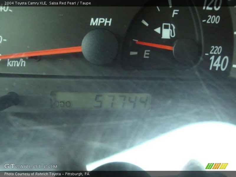 Salsa Red Pearl / Taupe 2004 Toyota Camry XLE