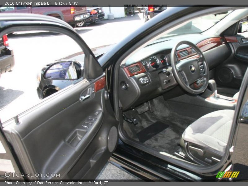 Black / Gray 2010 Chevrolet Impala LT