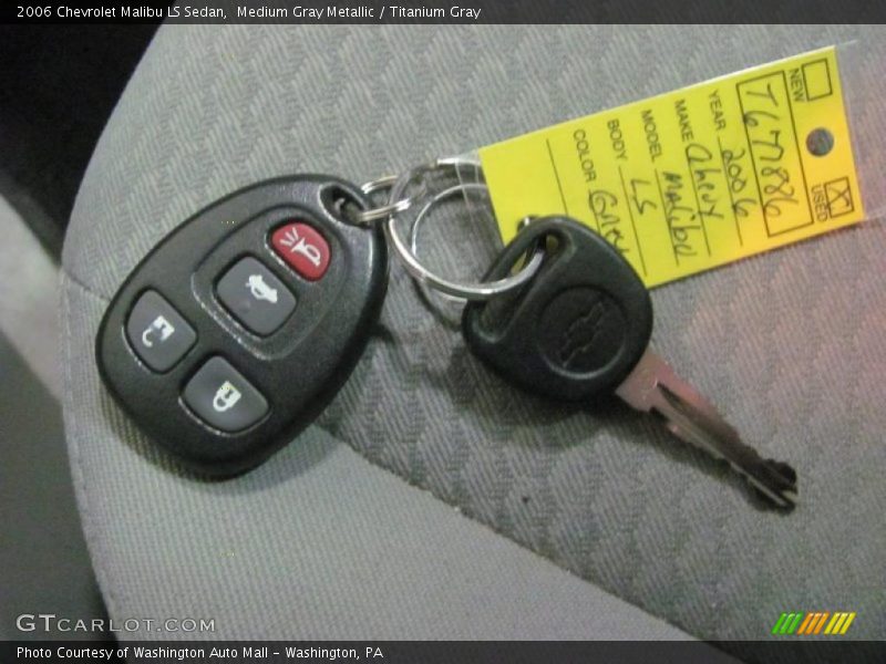 Medium Gray Metallic / Titanium Gray 2006 Chevrolet Malibu LS Sedan