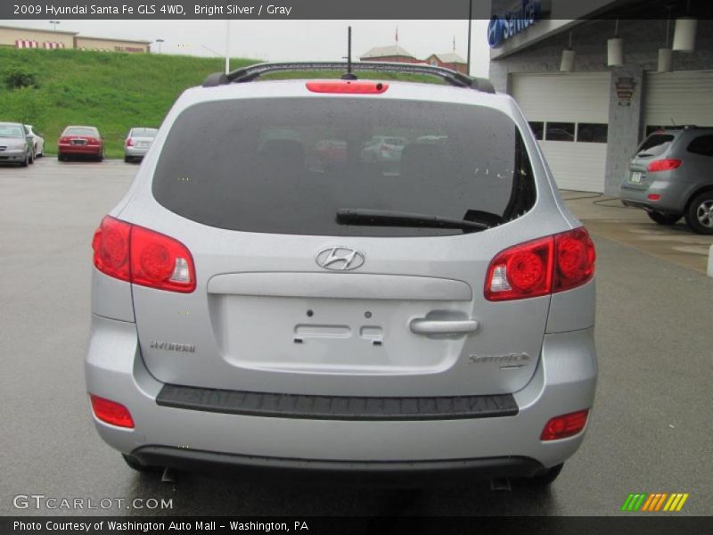 Bright Silver / Gray 2009 Hyundai Santa Fe GLS 4WD