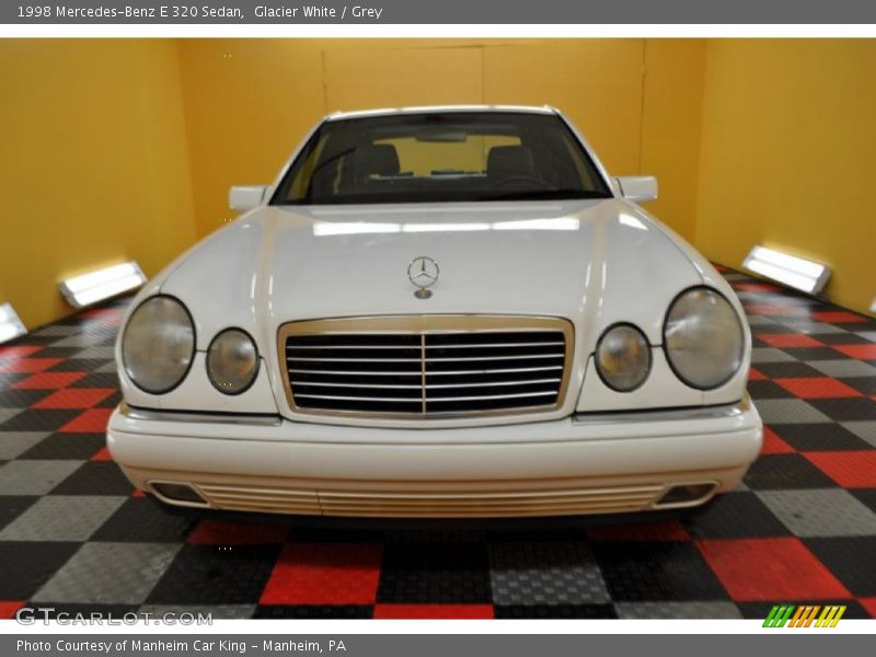 Glacier White / Grey 1998 Mercedes-Benz E 320 Sedan