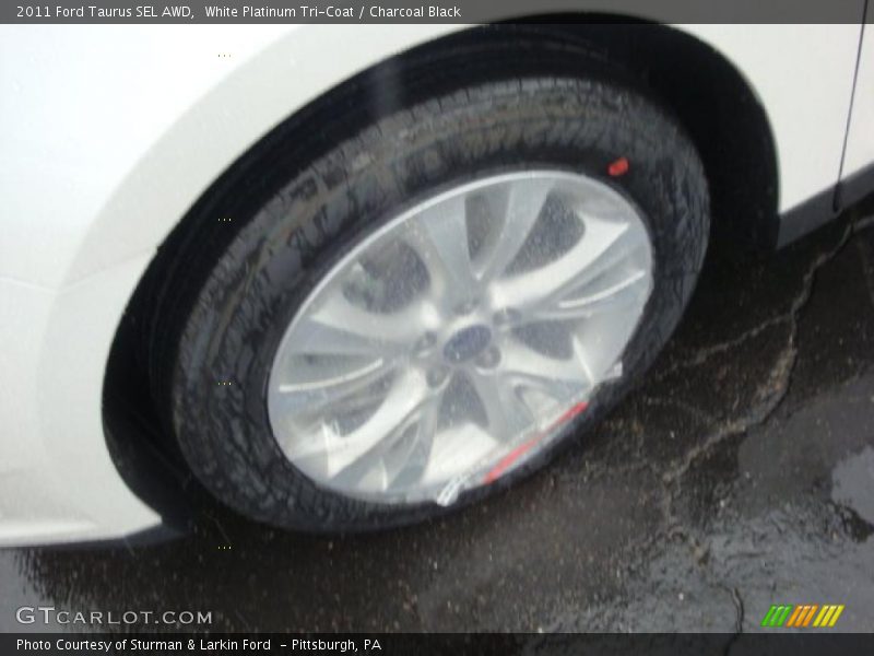 White Platinum Tri-Coat / Charcoal Black 2011 Ford Taurus SEL AWD