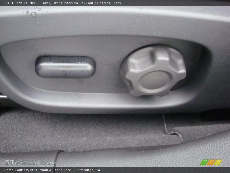 White Platinum Tri-Coat / Charcoal Black 2011 Ford Taurus SEL AWD