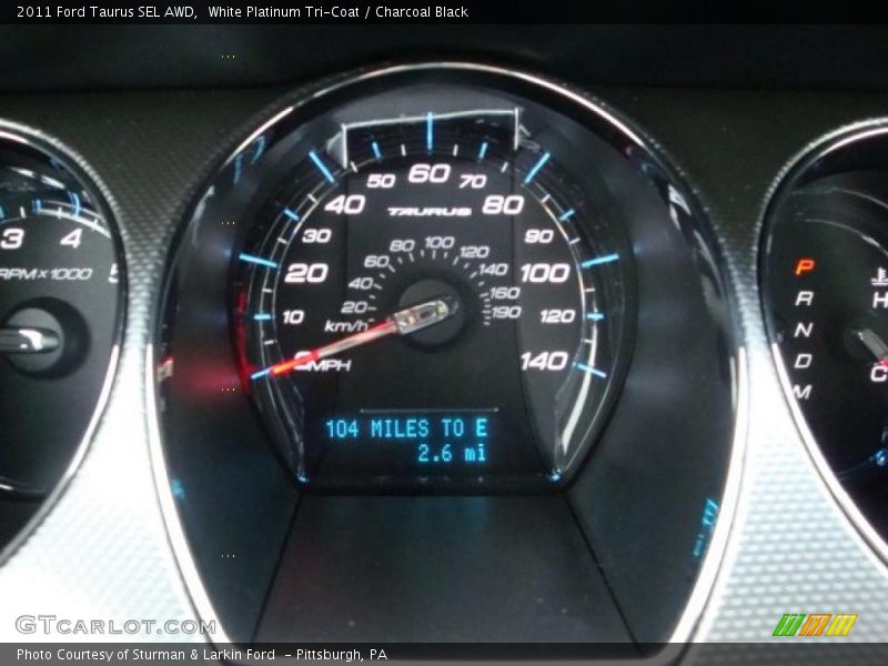 White Platinum Tri-Coat / Charcoal Black 2011 Ford Taurus SEL AWD