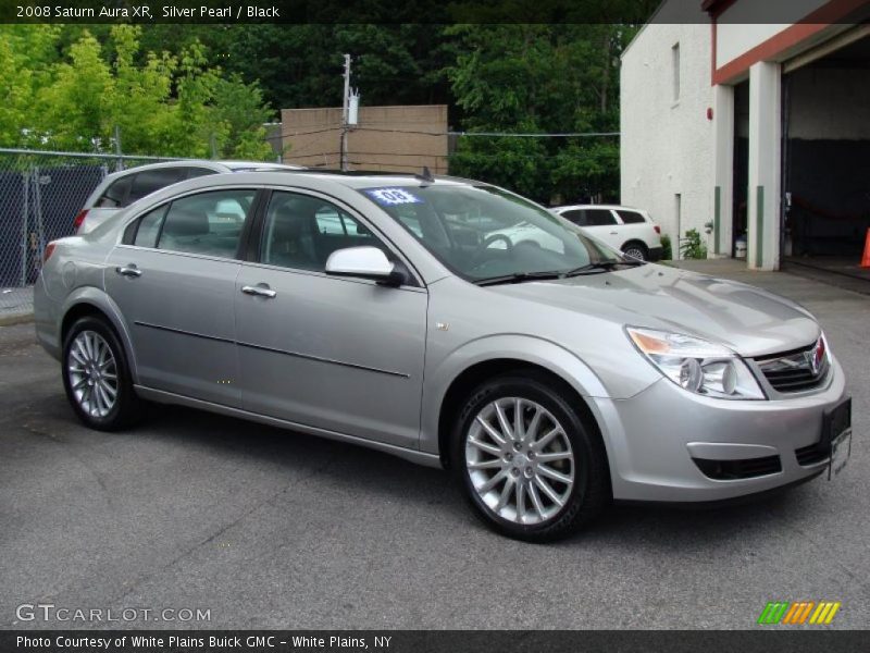 Silver Pearl / Black 2008 Saturn Aura XR